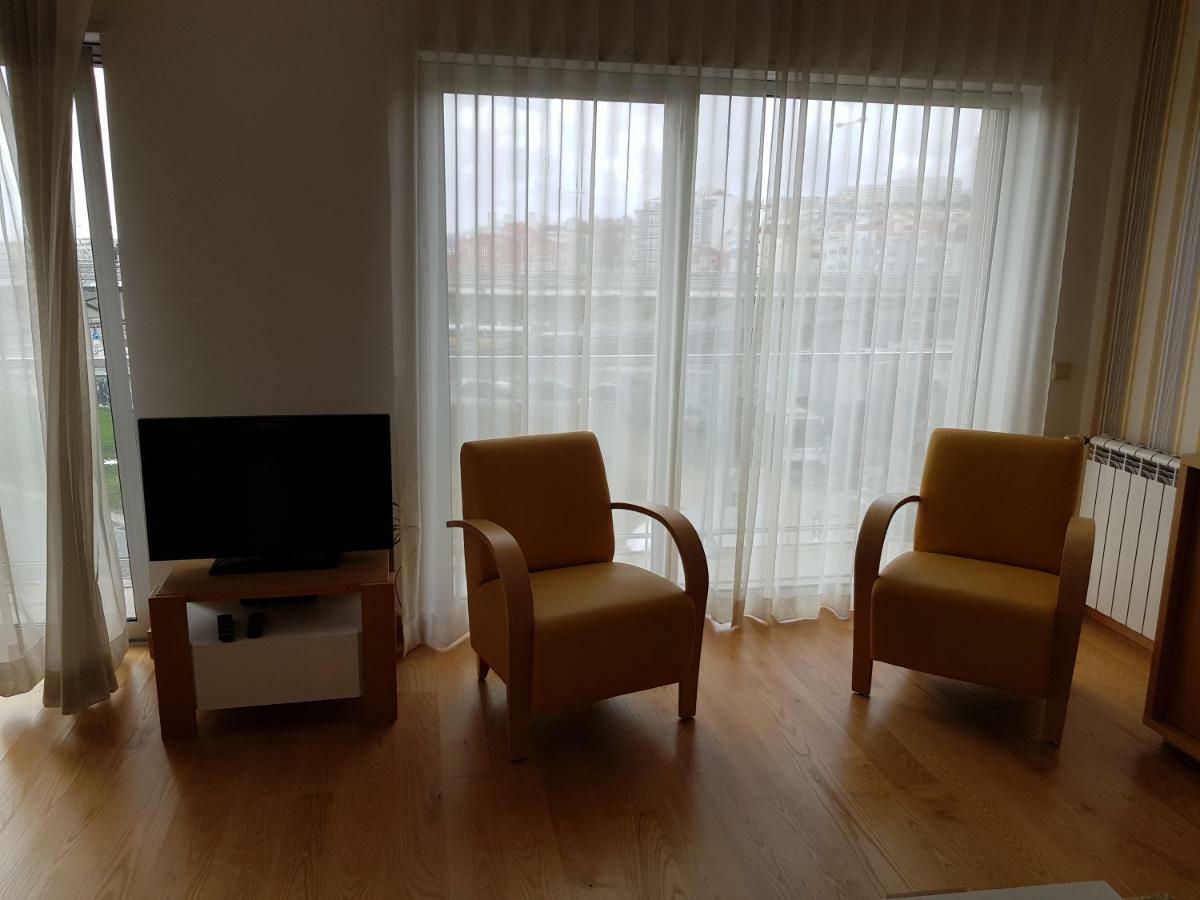 Apartment Restelo Plaza 3