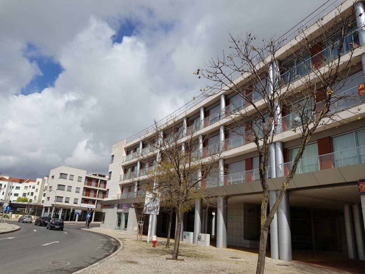 Restelo Plaza 3 * Lisbon