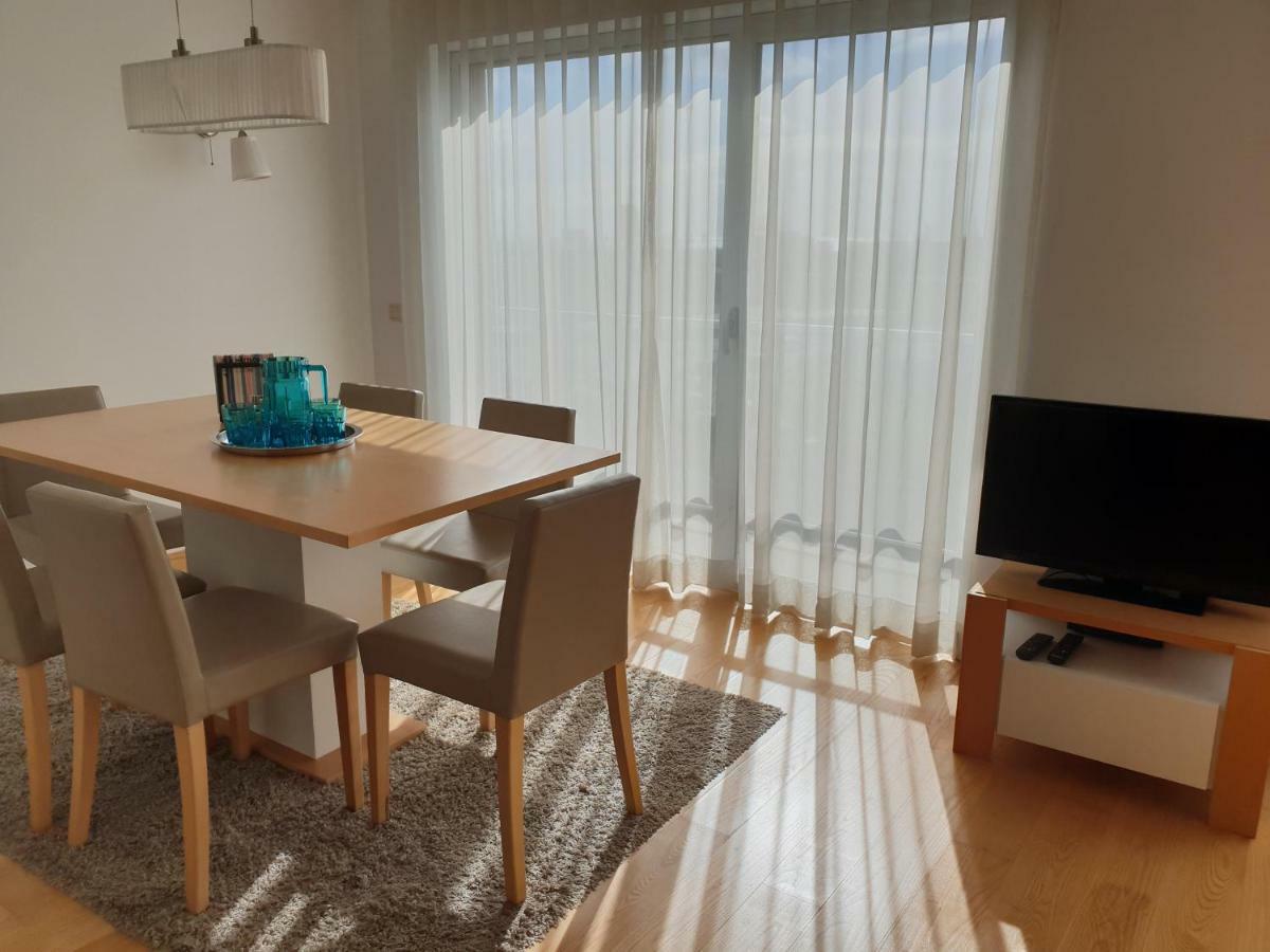 Restelo Plaza 3 Apartment